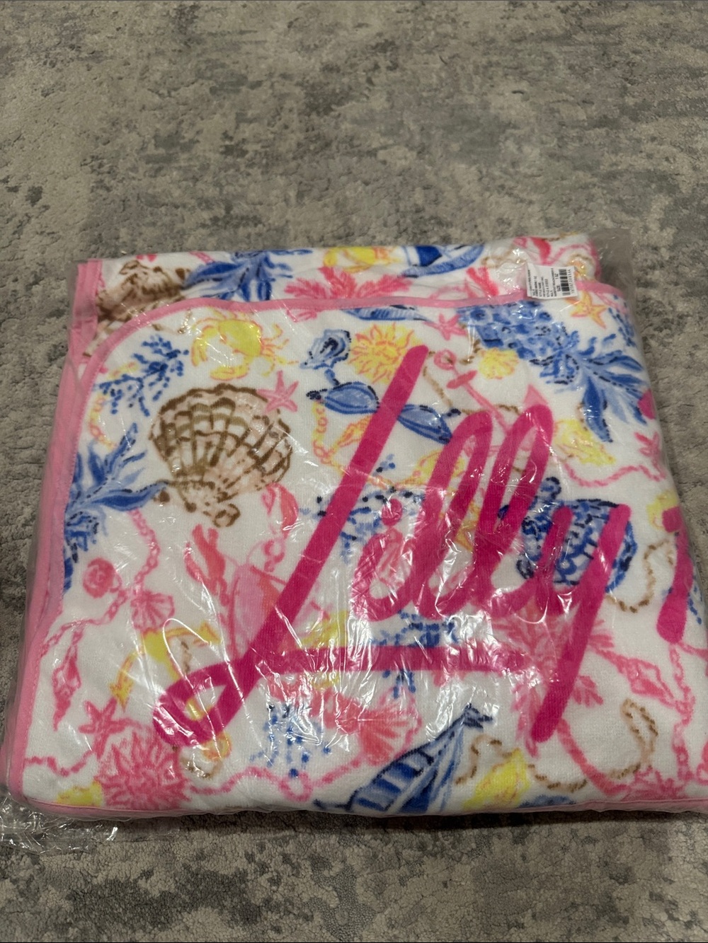 Lilly Pulitzer Multicolor Seashell Print Towel - Pink, Blue, Yellow, Brown